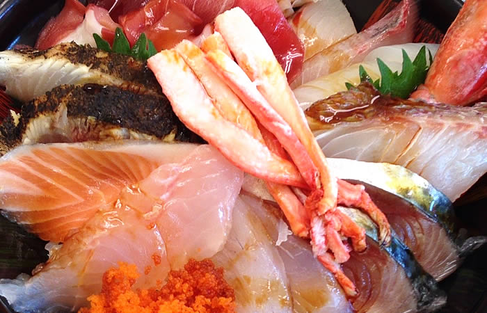 鯛喜の豪華な海鮮丼②