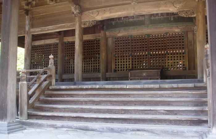妙本寺の本堂