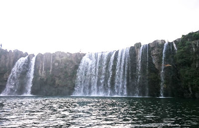 大分・原尻の滝、美しい大自然の姿と古きよき農村風景に癒やされる歴史旅
