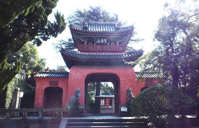 長崎の寺町、鍛冶屋町界隈、後の日本文化に大きな影響を与えた中国寺院を巡る旅