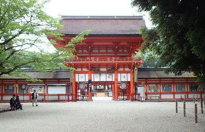 原初の祭祀を今に伝える上賀茂神社と下鴨神社。京の守護神とされる最古の社を訪ねる旅