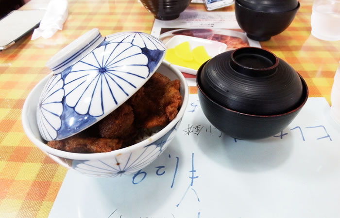 福井のご当地グルメ「ソースカツ丼」②