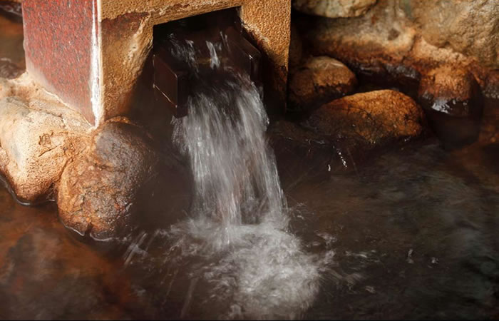 秋保グランドホテルの温泉から湧く、豊富な湯量