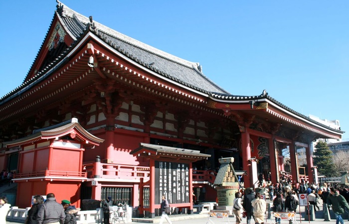 浅草寺の本堂