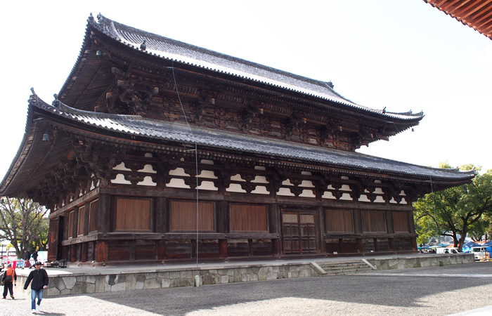 東寺の金堂